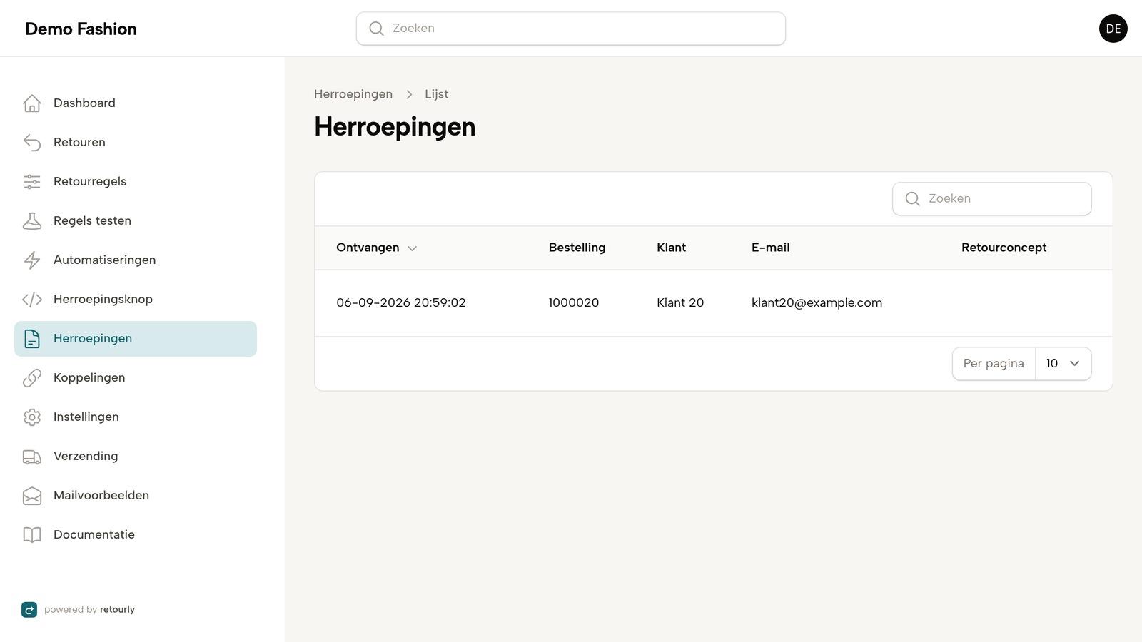 Een testherroeping in de lijst Herroepingen van het Retourly-beheer, met tijdstip, bestelling en klant